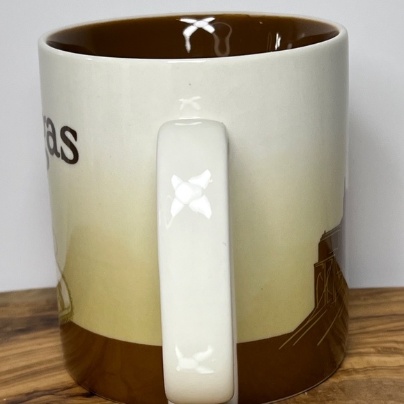 Starbucks Las Vegas Mug Global Icon City Series 2011 Coffee Mug 16oz EUC - Picture 7 of 11